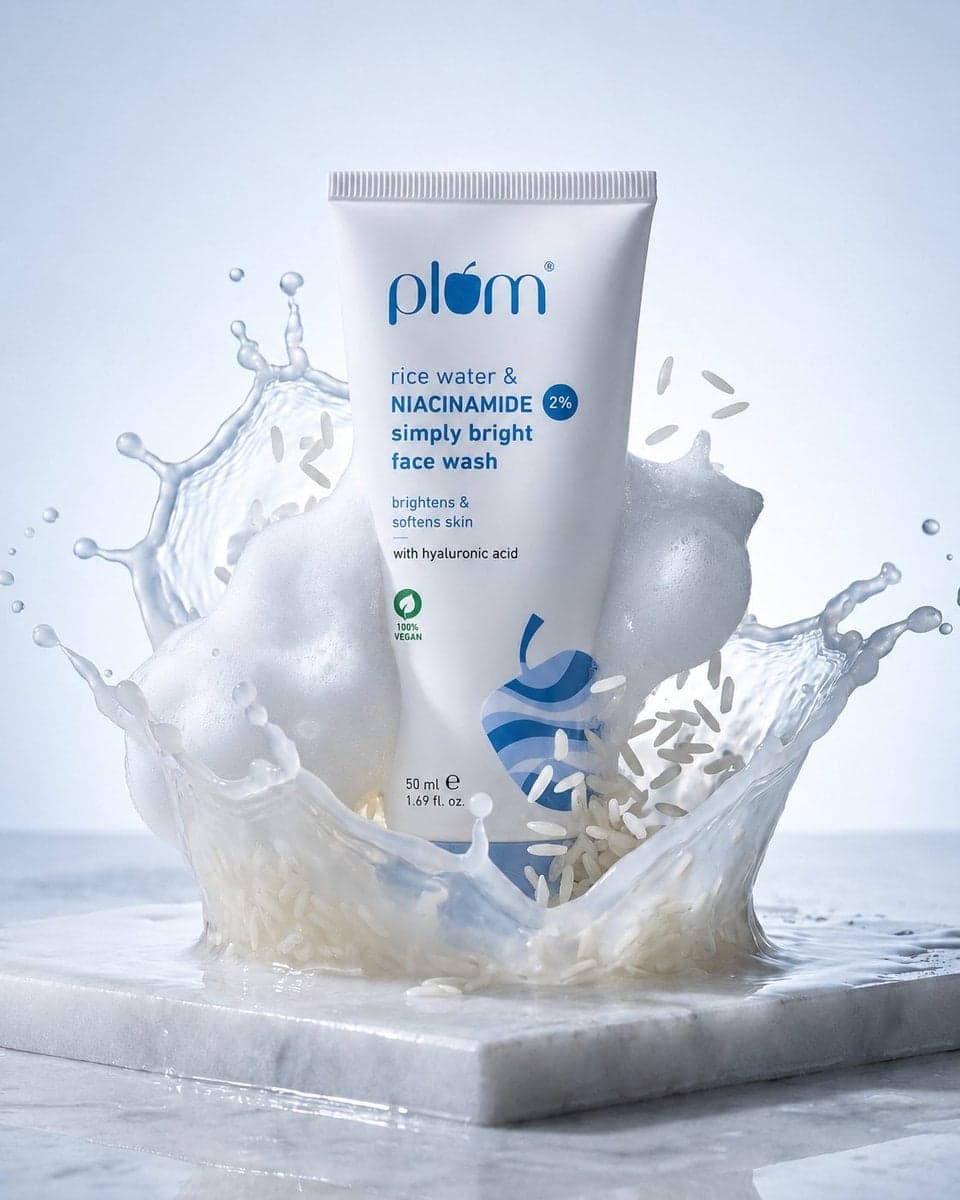 {
  "Ultra-premium skincare product photography, hero shot o