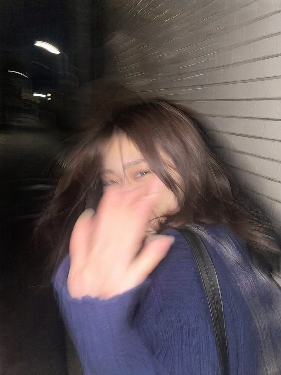 {
  "prompt": "Ultra-realistic candid smartphone photo, 3:4 