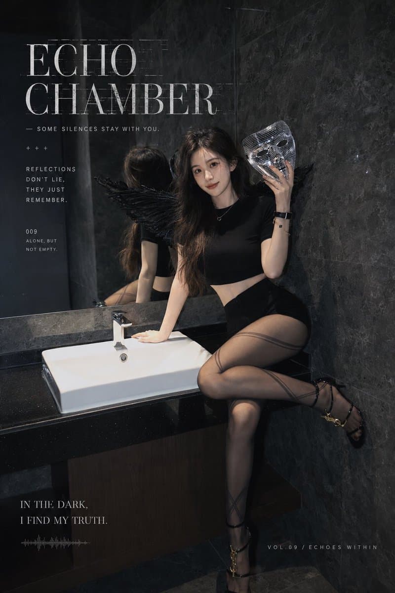 暗黑哥特风时尚杂志写真，成年亚洲女性模特，清冷甜美五官，长卷发，黑色短袖修身露腰上衣，高腰黑色短裙/短裤，半透明灰黑色纹